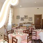 Raffaello Park Hotel 3*