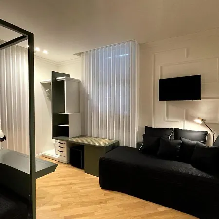 Raffaello Park Hotel 3*