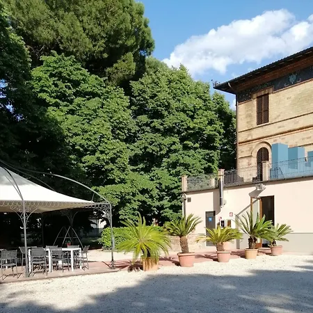 Raffaello Park Asís