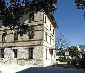 Raffaello Park 3* Asís