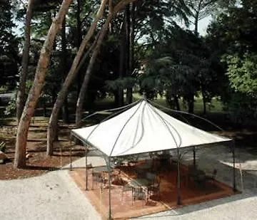 Raffaello Park 3*