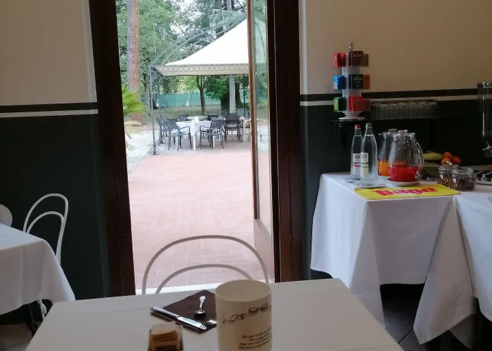 Szálloda Raffaello Park Assisi